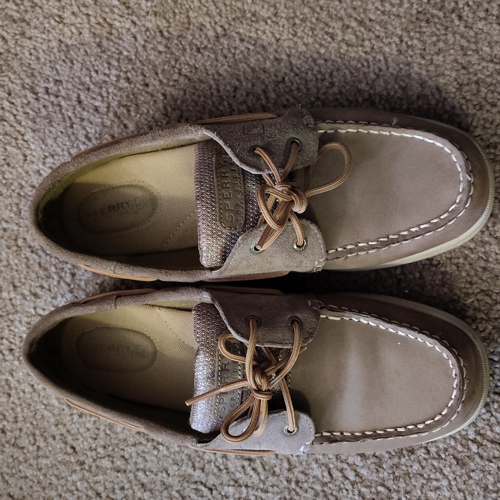 Women's sperrys